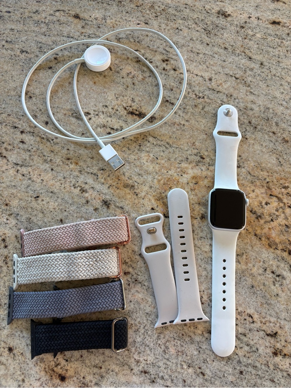 Apple Watch SE 2nd generation with Multiple Interchangeable Bands